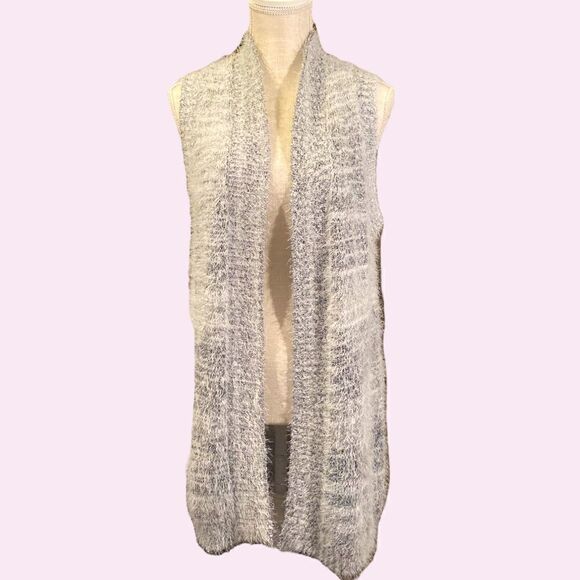 NWT Christopher & Banks Grey Eyelash Vest - Picture 1 of 10